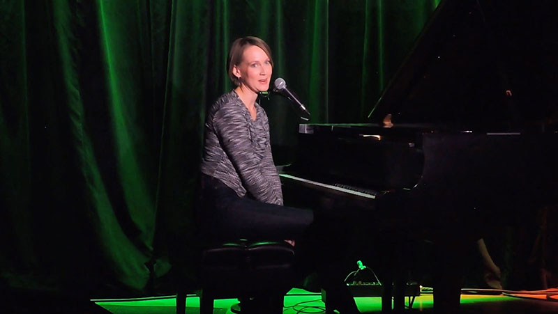 Amy McKenna Performing Dear Mama Live at The Ark