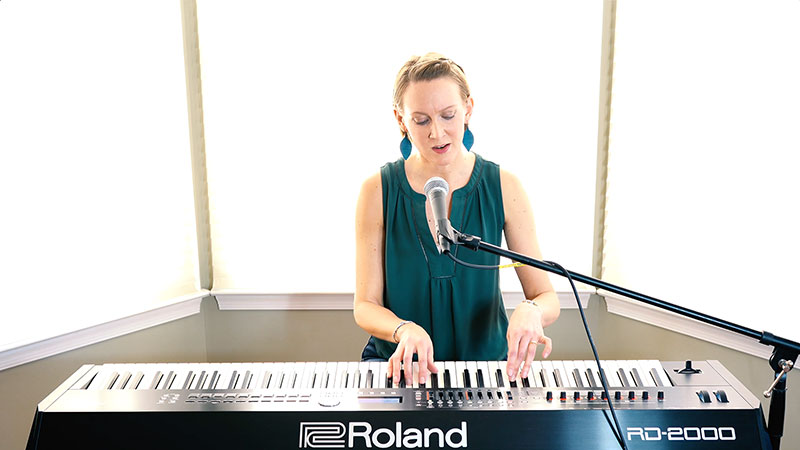 Amy McKenna Performing In The Still Live From Her Home Studio